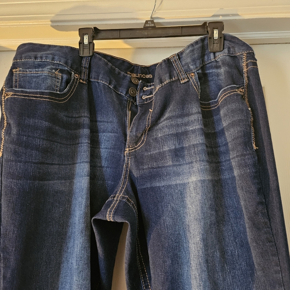 Maurices Women's Relaxed Dark Blue Jeans - Casual Regular Bootcut Size 22 Short - Picture 4 of 8